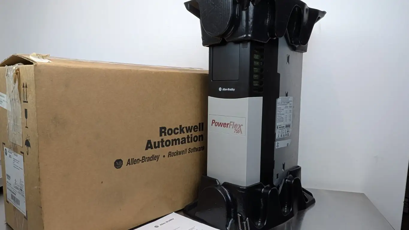 Allen-Bradley 20G11RD8P0AA0NNNNN AC Drive PowerFlex755 Ser A FRM 14.002 480VAC 8A 5 HP