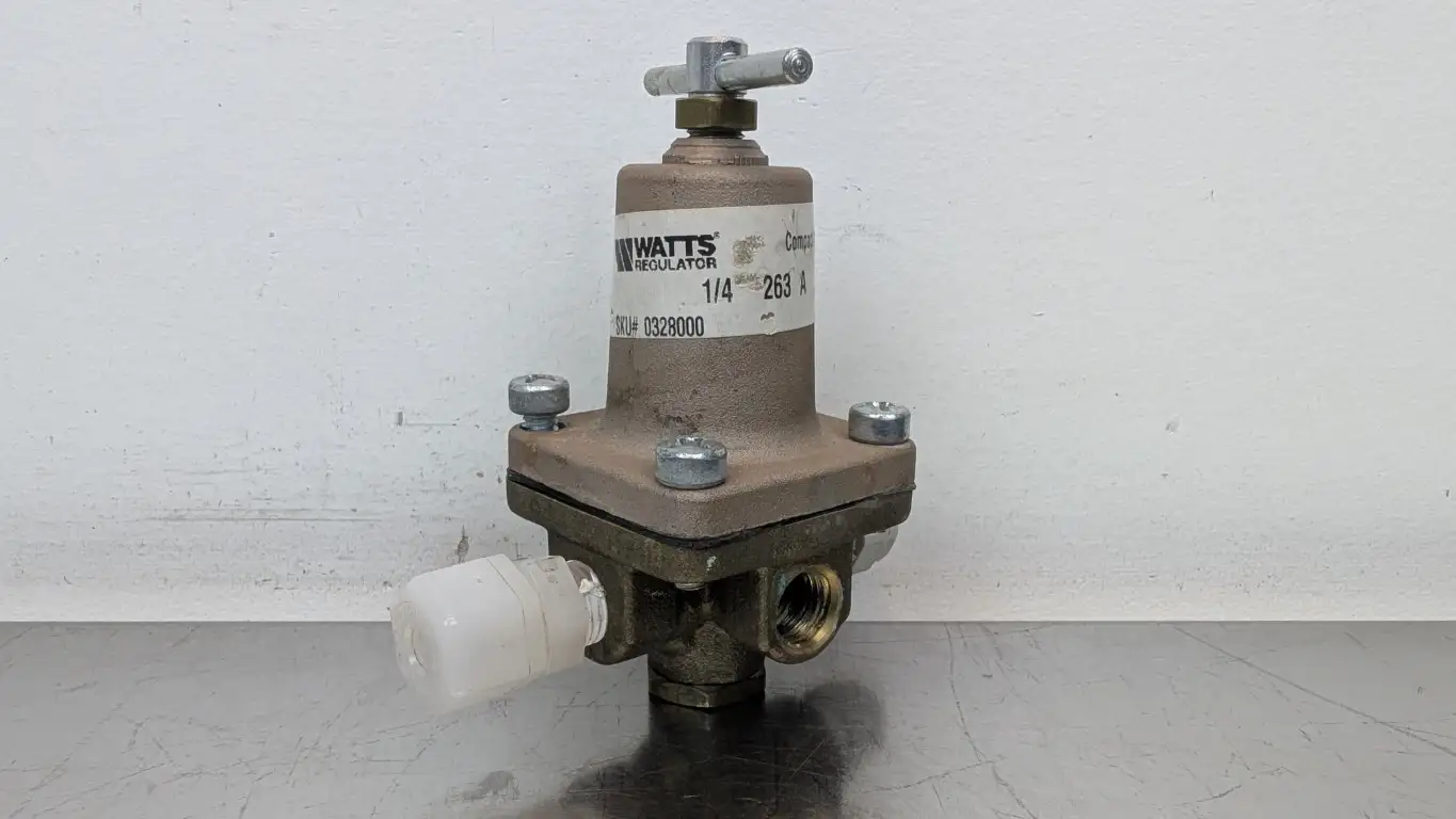Watts 0328000 Compact Water Pressure Regulator 1/4″