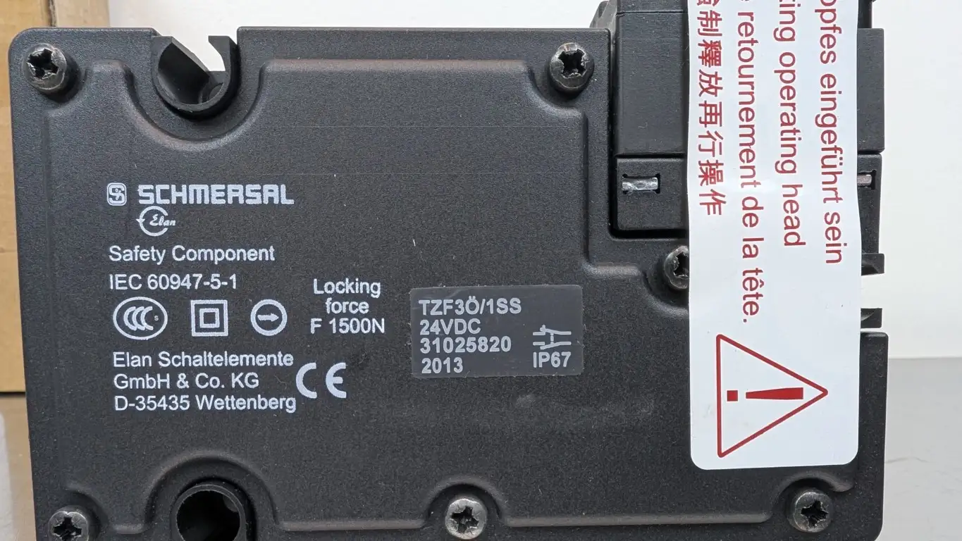 Schmersal TZF3O/1SS24VDC Safety Interlock Switch 101164972 24VDC - Image 5