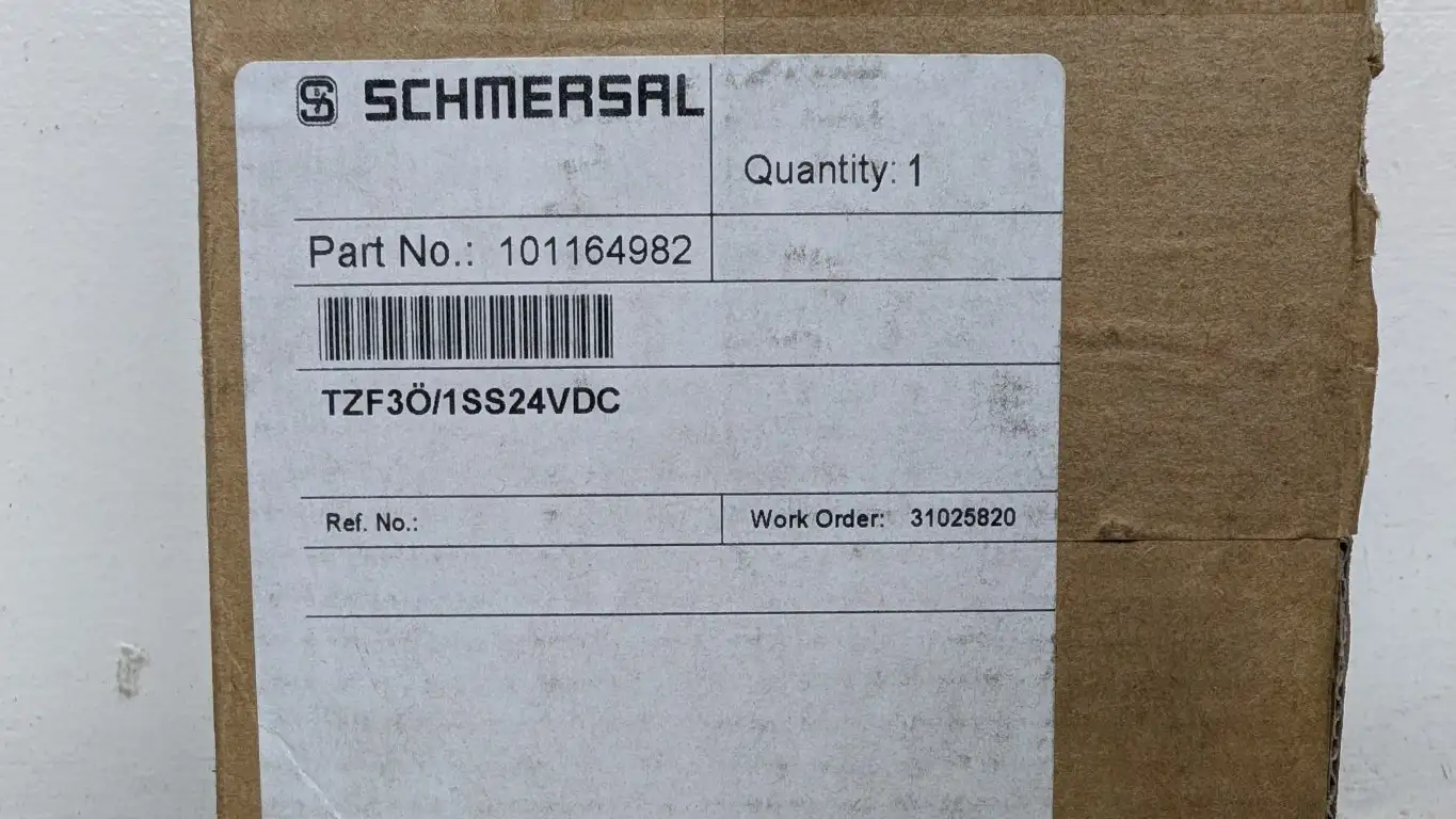 Schmersal TZF3O/1SS24VDC Safety Interlock Switch 101164972 24VDC - Image 6