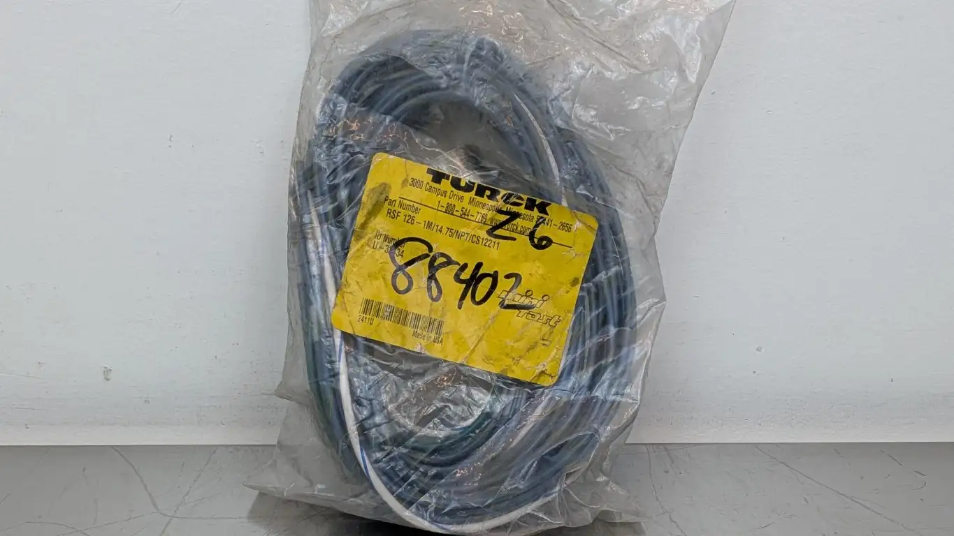 Turck RSF 126-1M/14.75/NPT/CS12211 Actuator and Sensor Receptacle U-32434 600V 7A Male 1-1/8″ 12-Pin 12-Wire 1m