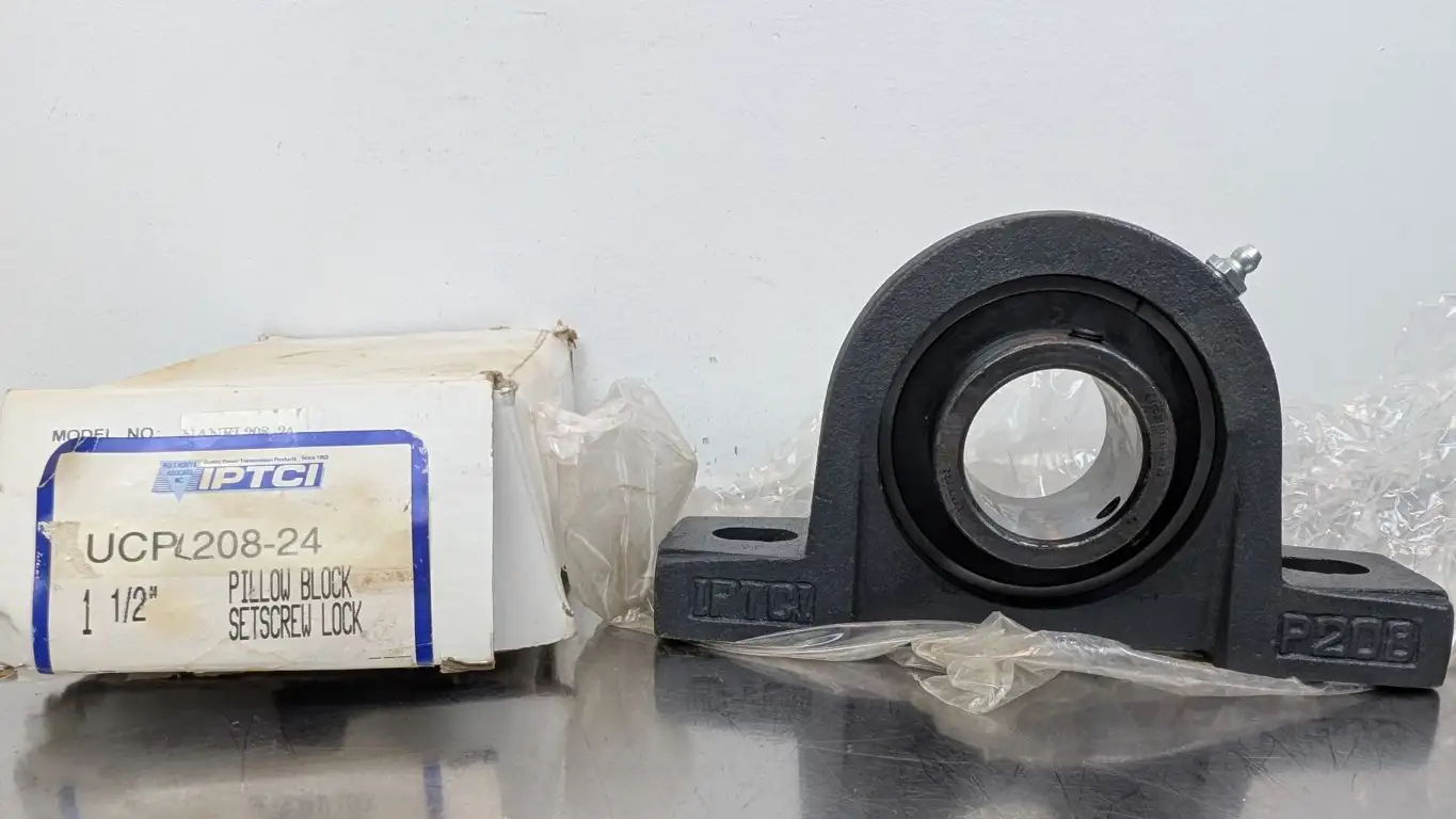 IPTCI UCP208-24 Pillow Block Bearing 1-1/2″ ID Set Screw Lock