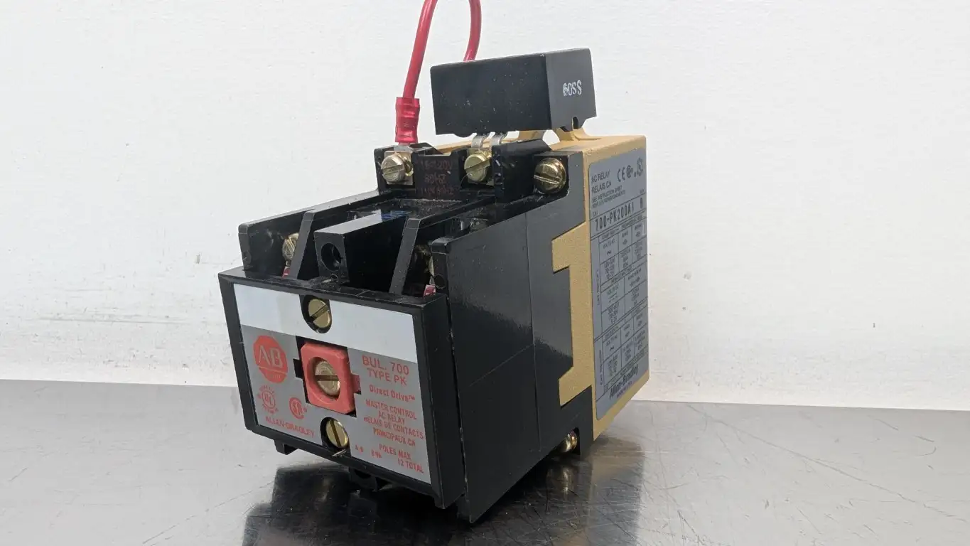 Allen-Bradley 700-PK200A1 AC Control Relay 700-N24 Ser B 115VAC Coil 600VAC 10A