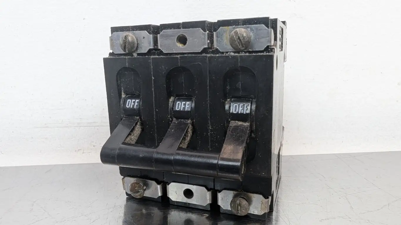 Heinemann RE-CIRK-IT 3-POLE Circuit Breaker