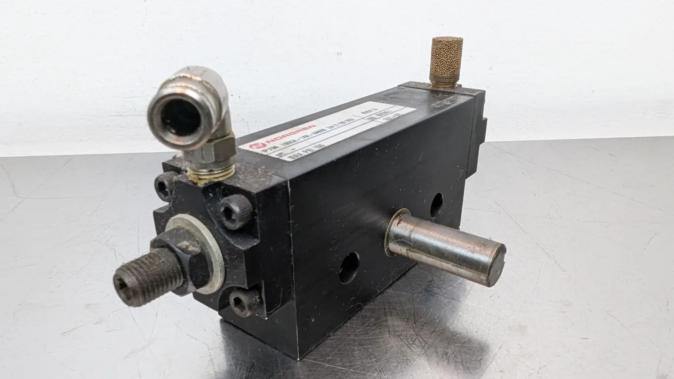 Norgren 100CA-1AA-AA400 Pneumatic Cylinder Rev 3 3/4 x 180 Degree 150 PSI - Image 2