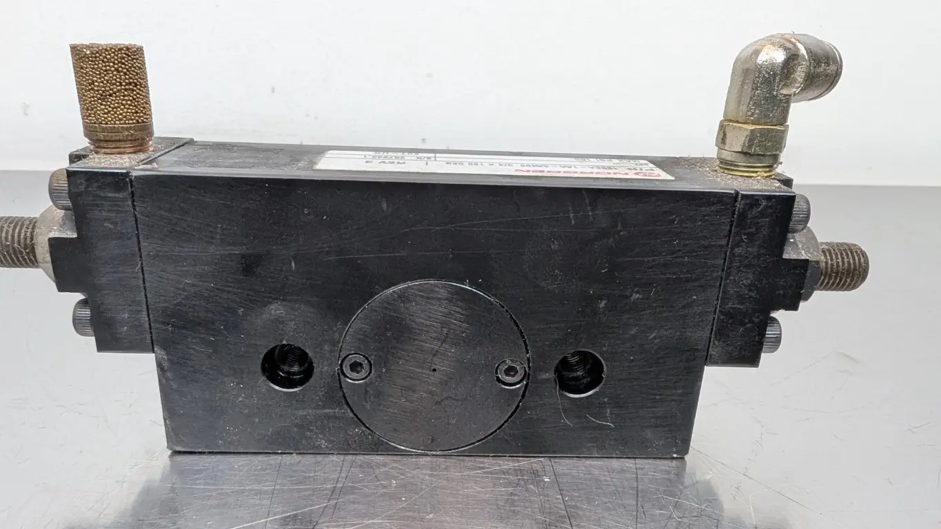 Norgren 100CA-1AA-AA400 Pneumatic Cylinder Rev 3 3/4 x 180 Degree 150 PSI - Image 4