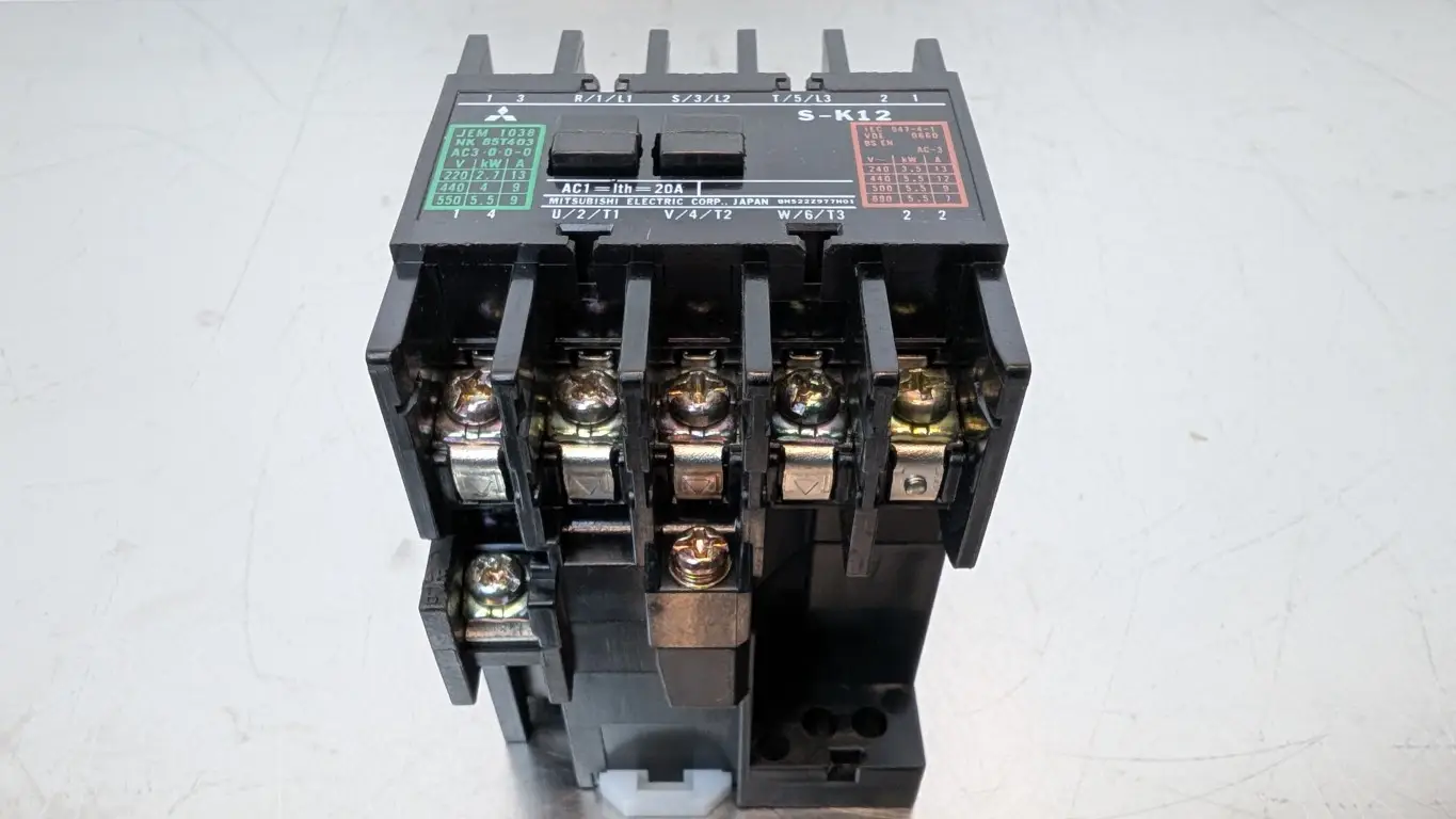 Mitsubishi S-K12 Contactor 110/120VAC Coil 600V 13A - Image 3
