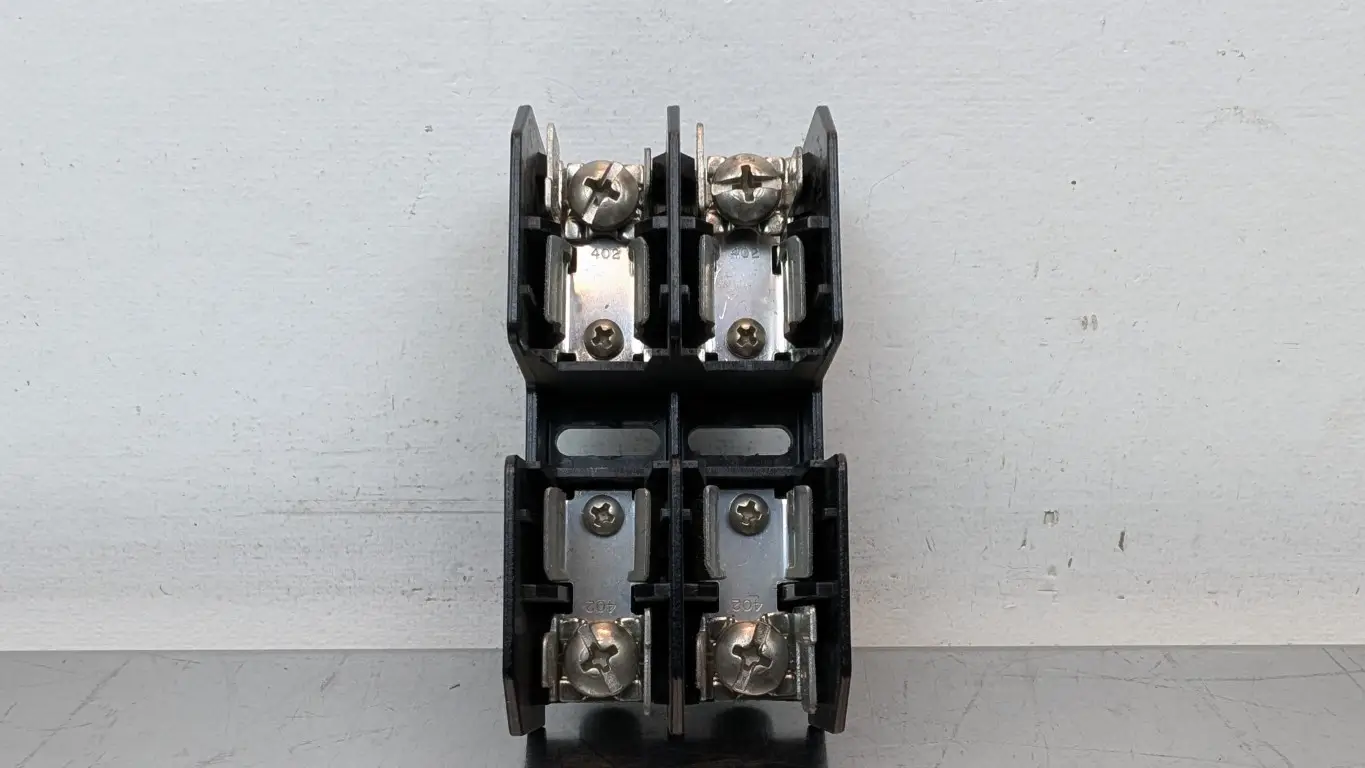 Marathon 6M30A2SPQ Fuse Block 600V 30A 10 AWG 2-Pole