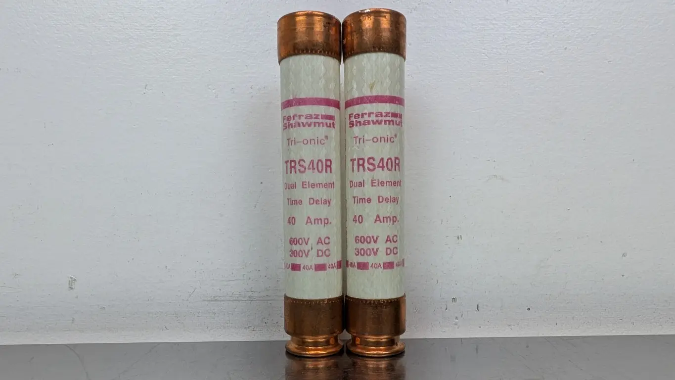 2 Pack Ferraz Shawmut TRS40R Dual Element Time Delay Fuse Tri-onic 600VAC/300VDC 40A RK5