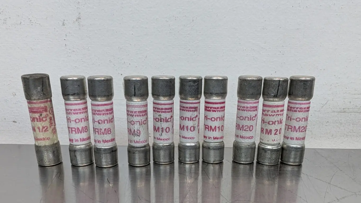 Mixed 10 Pack Ferraz Shawmut TRM20 Time Delay Fuse TRM10 TRM9 TRM8 TRM4-1/2 Tri-onic