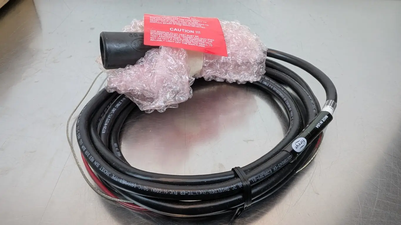 Fireye 48PT2-1003 Infra-red Scanner 8 Ft Leads Straight Head use w/D-Series Flame Monitor - Image 3