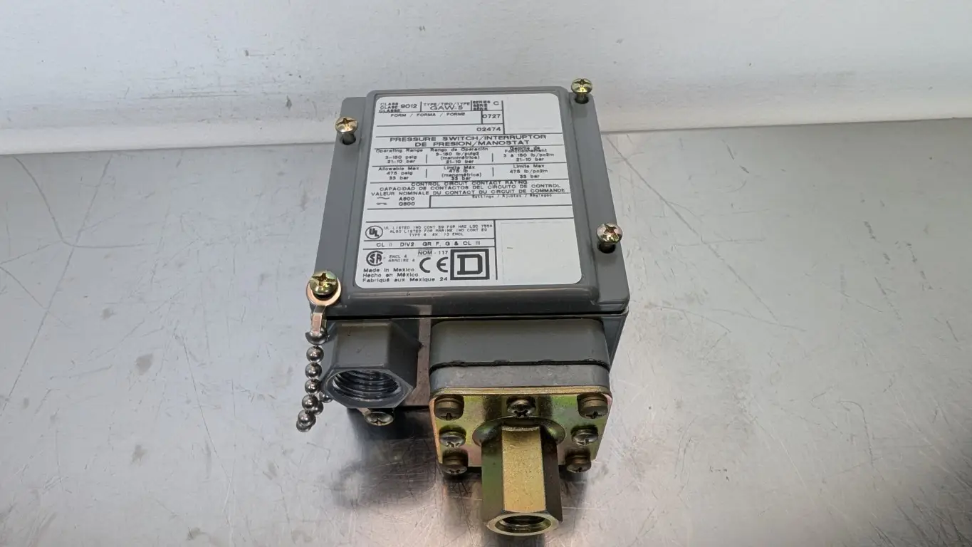 Square D 9012GAW-5 Industrial Pressure Switch Ser C 600V AC/DC 3-150 PSI - Image 2