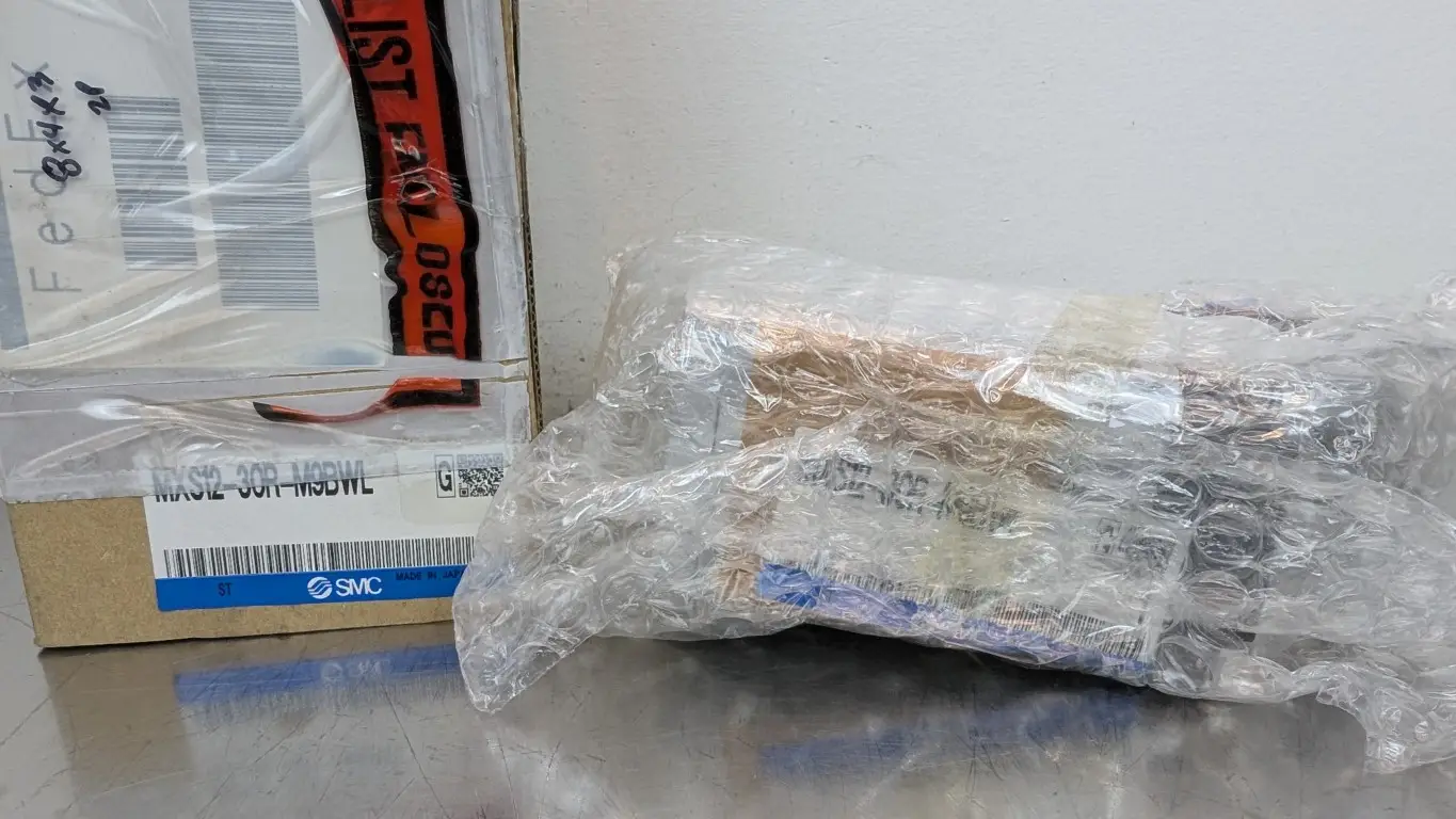 SMC MXS12-30R-M9BWL Guided Cylinder Slide Table