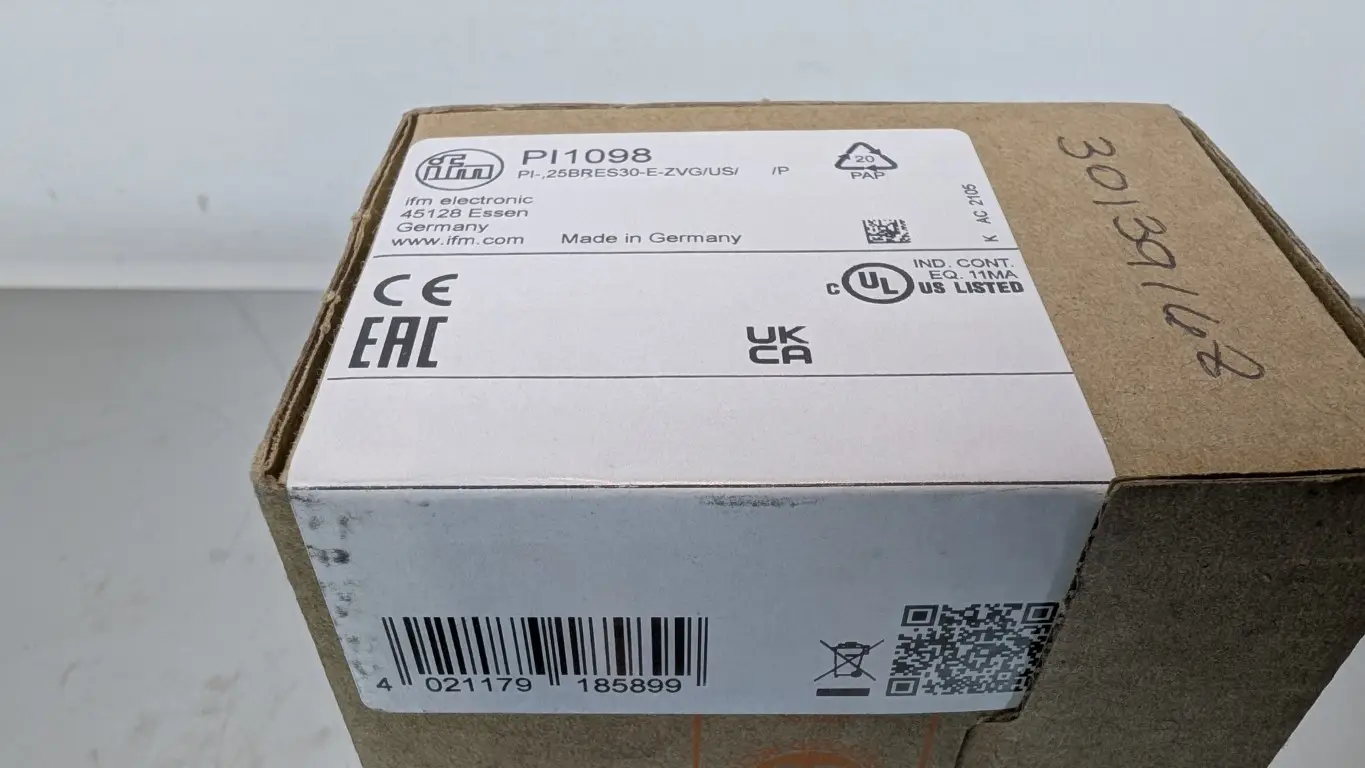 IFM Efector PI1098 Flush Pressure Sensor with Display PI-,25BRES30-E-ZVG/US/ /P 20-32VDC -0.0124-0.25 bar - Image 5