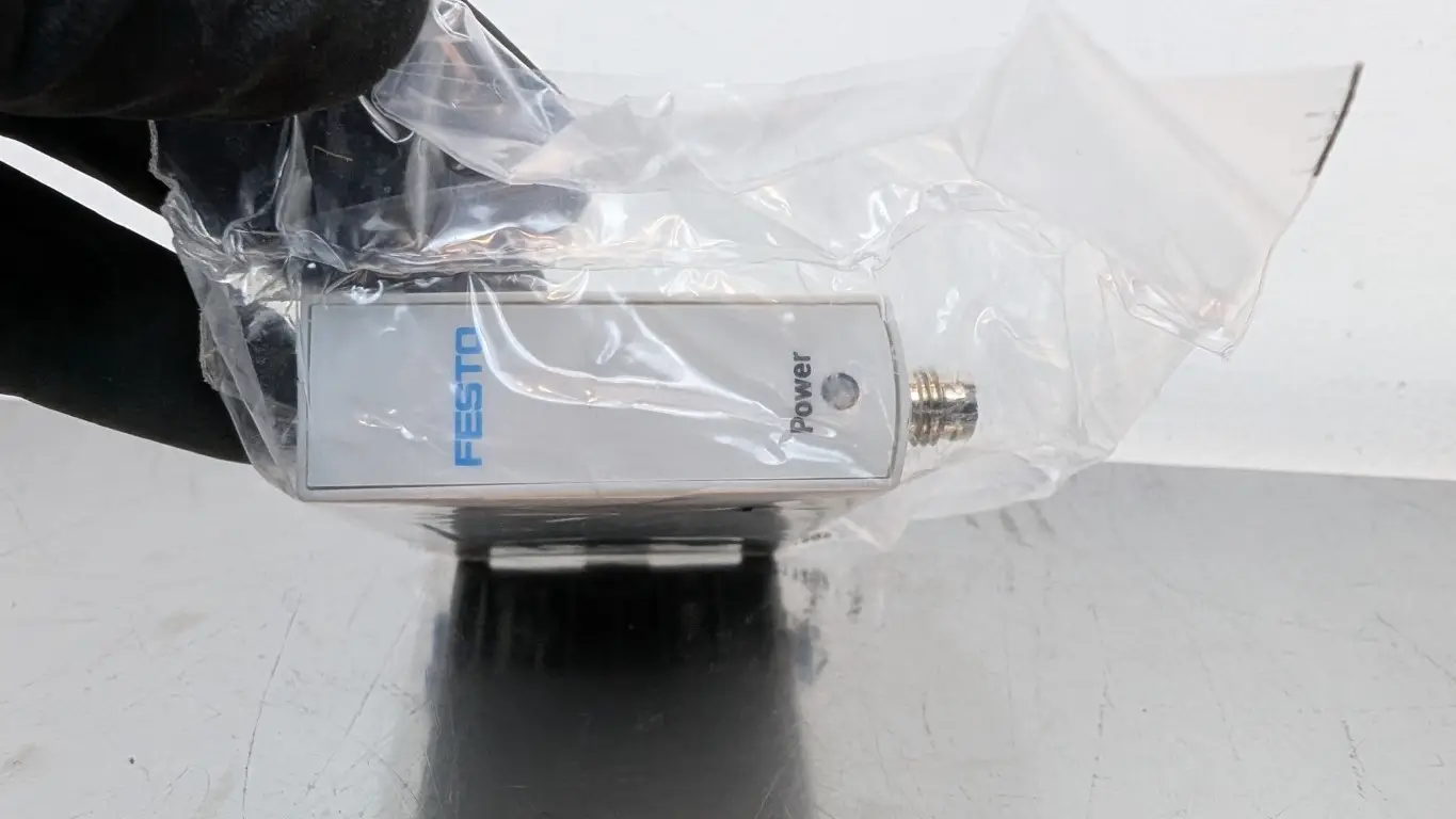 Festo VEAB-L-26-D2-Q4-V1-1R1