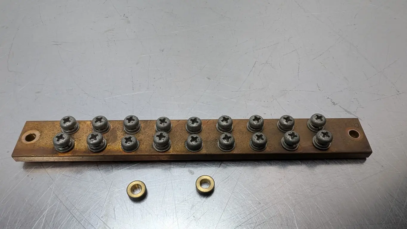 Copper Grounding Terminal Bar 6″ x 3/4″ x 18 Terminals