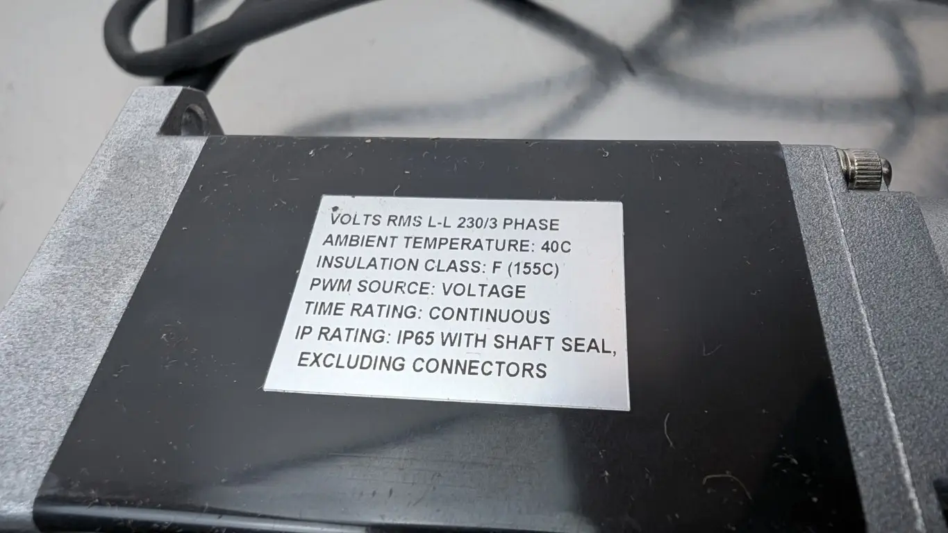 Allen-Bradley TLY-A230T-HK62AA Servo Motor 230VAC 5.5A 0.45kW 6000 RPM - Image 5