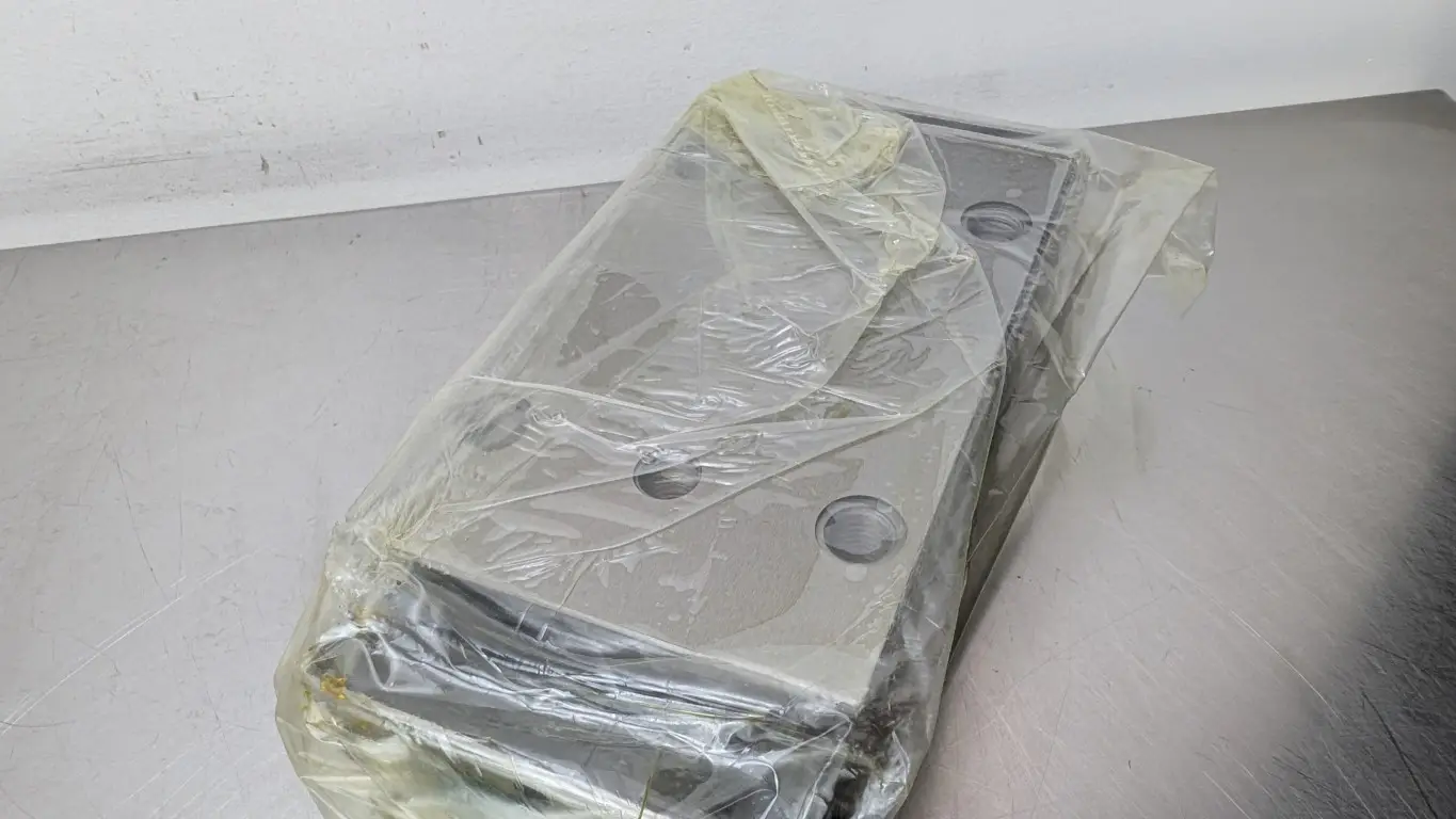 Rexroth R182452310 Roller Runner Block Bearing KWC-055-SLH-C2-H-2 - Image 3