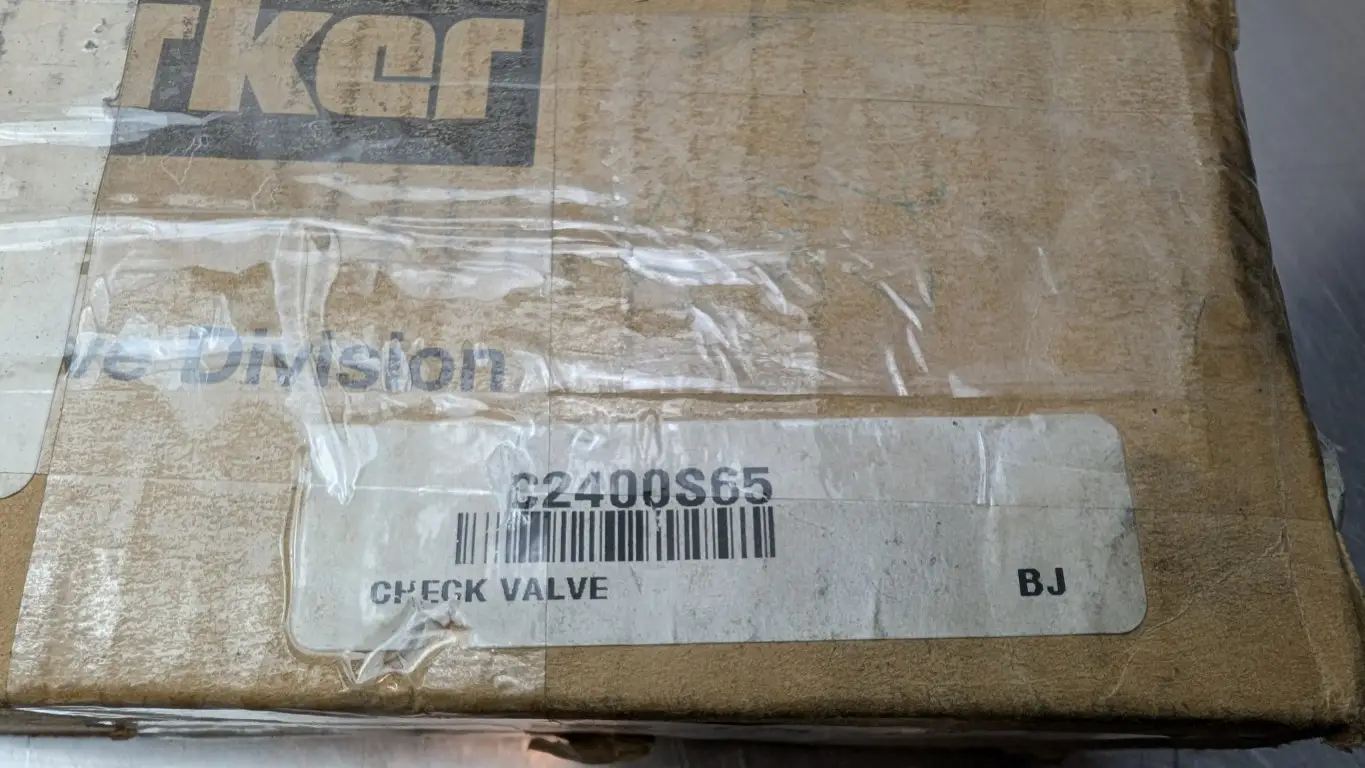 Parker C2400S65 Check Valve 1-1/2" 100GPM 3000 PSI - Image 3