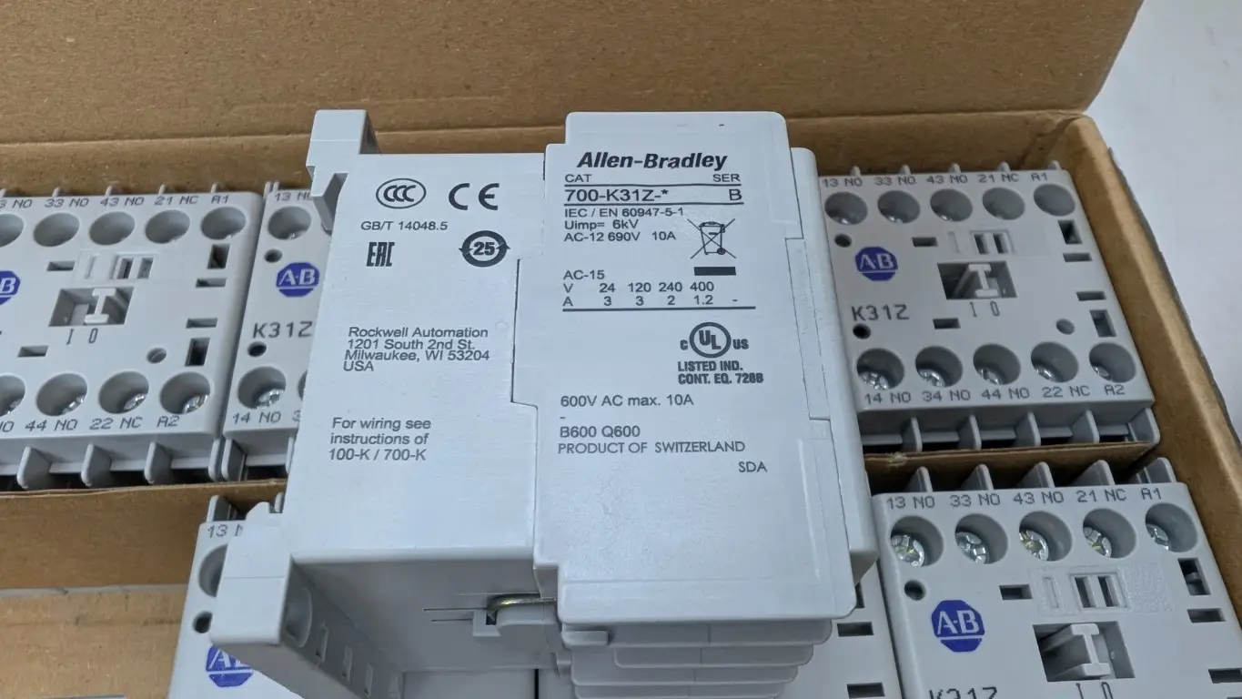 19 Pack Allen-Bradley 700-K31Z-DJM Control Relay Ser B 3NO 1NC 600VAC 10A - Image 3