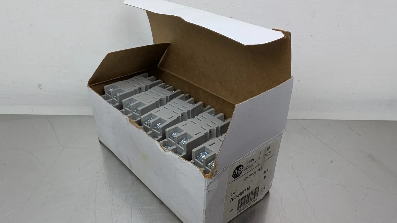 10 Pack Allen-Bradley 700-HN116 8-Pin Socket Relay Base Ser B 300V 10A