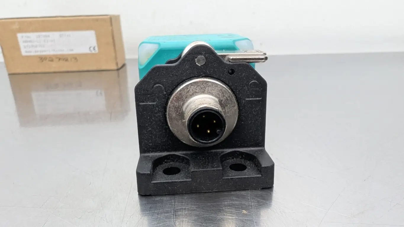 Pepperl+Fuchs NBN40-L2-E2-V1 Inductive Proximity Sensor 187484 10-30VDC 200mA 40mm - Image 3