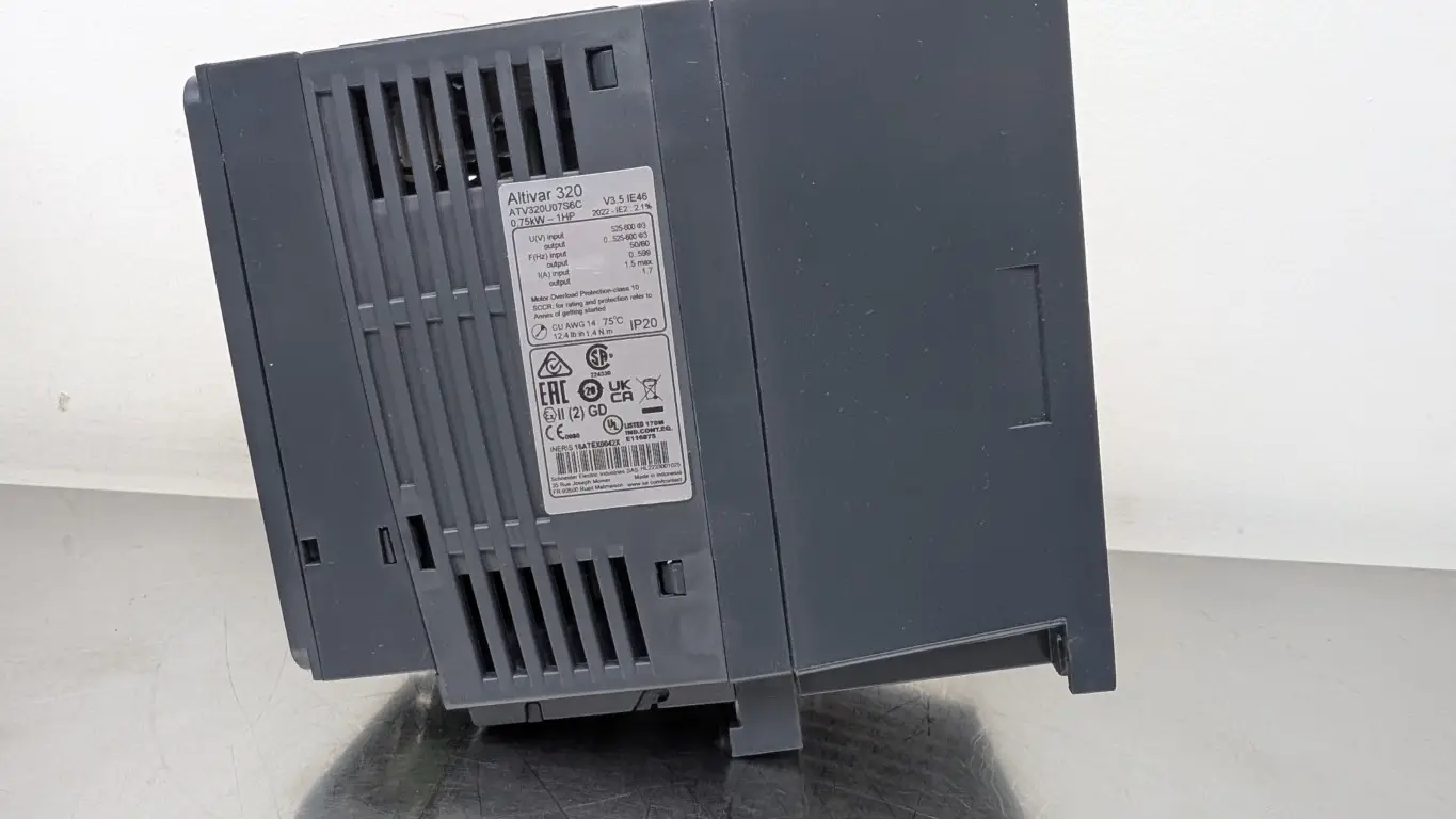 Schneider Electric ATV320U07S6C AC Speed Drive Altivar 320 525-600VAC 1.5A 0.75kW to 0-599VAC 1.7A 1 HP - Image 3