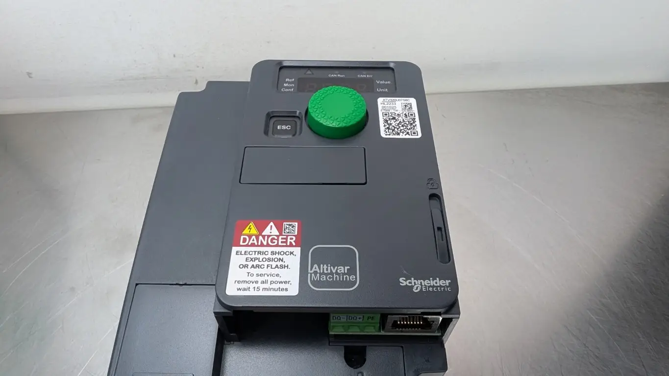 Schneider Electric ATV320U07S6C AC Speed Drive Altivar 320 525-600VAC 1.5A 0.75kW to 0-599VAC 1.7A 1 HP - Image 5