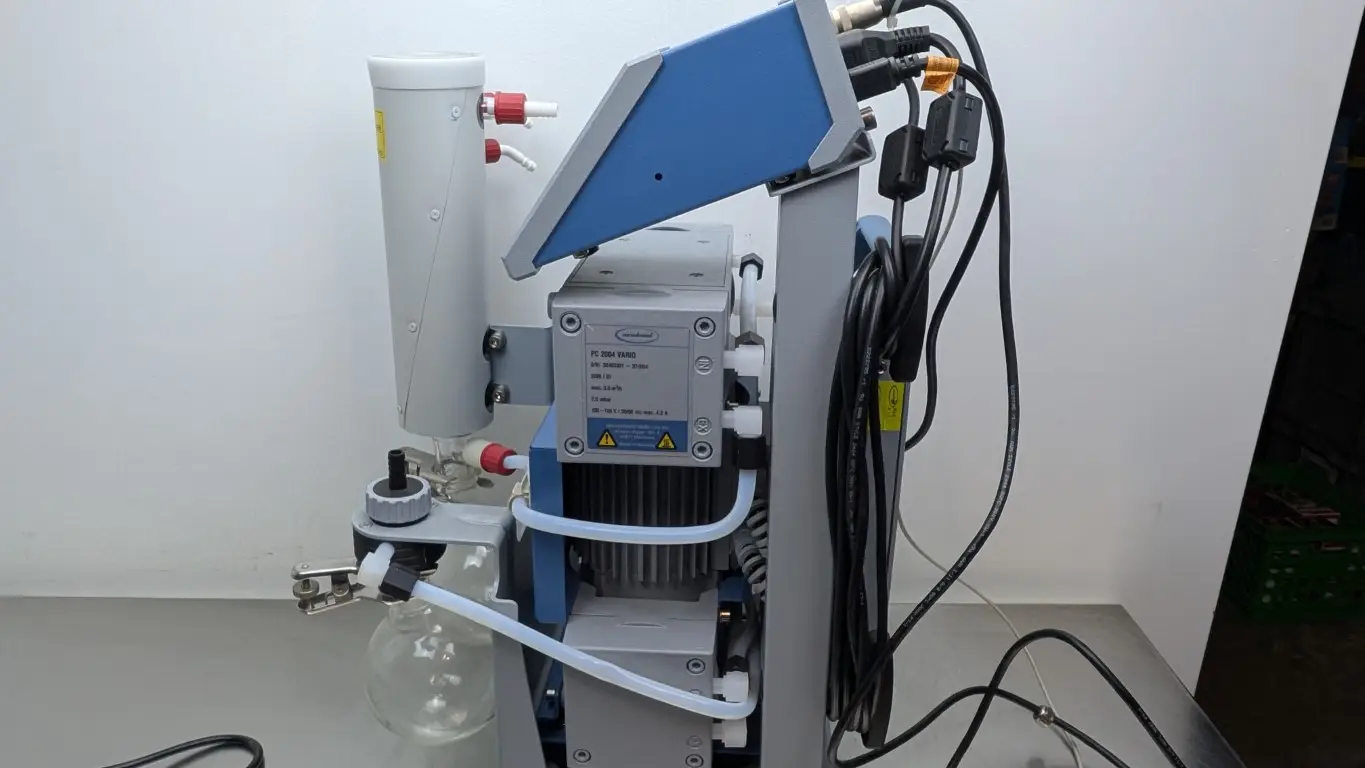 Vacuubrand PC 2004 VARIO Dry Chemistry Vacuum Pump CVC 2000 120VAC - Image 6