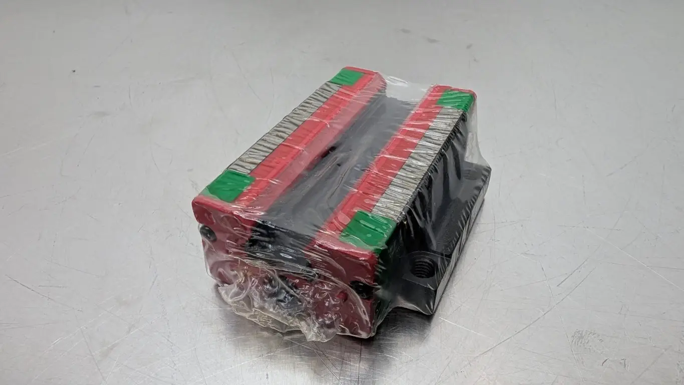 HIWIN HGW20CCZ0C Linear Guide Block Bearing 5-001113 63mm Wide 77.5mm Long 30mm Tall - Image 3