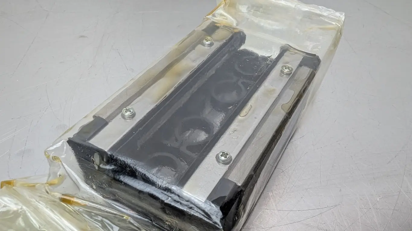 THK HSR30R1SS Linear Guide Block Bearing Made in USA - Image 4