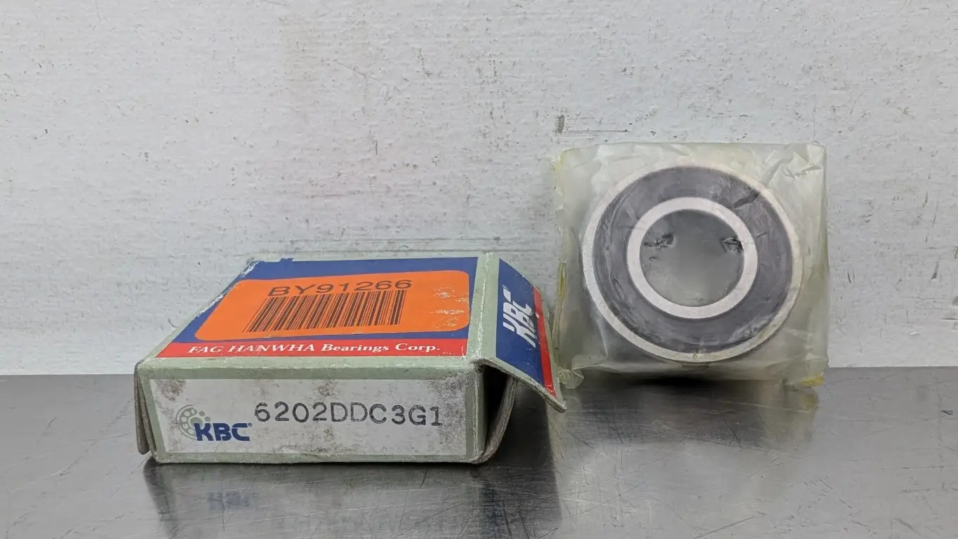 KBC 6202DDC3G1 Deep Groove Ball Bearing 15mm ID 35mm OD 11mm Wide