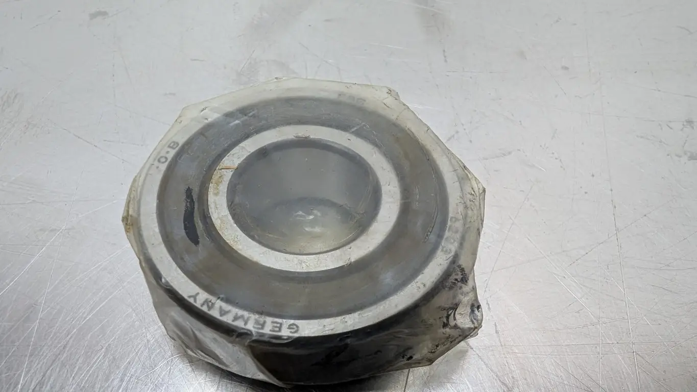 FAG 6203-RSR Deep Groove Ball Bearing 17mm ID 40mm OD 12mm Wide - Image 2