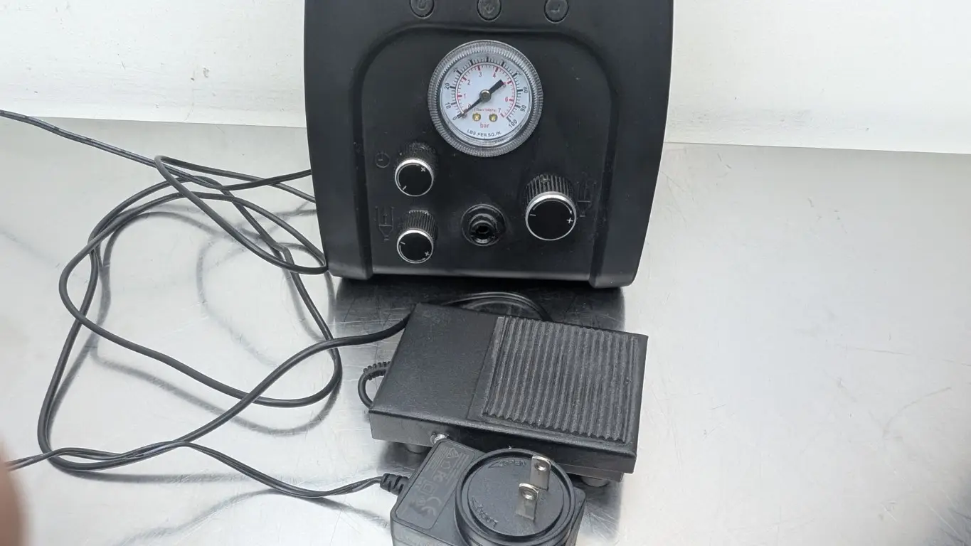 Metcal DX-250 Digital Dispenser Controller Power Supply Foot Pedal 24VDC/100-240VAC 10W Input 100 PSI - Image 3