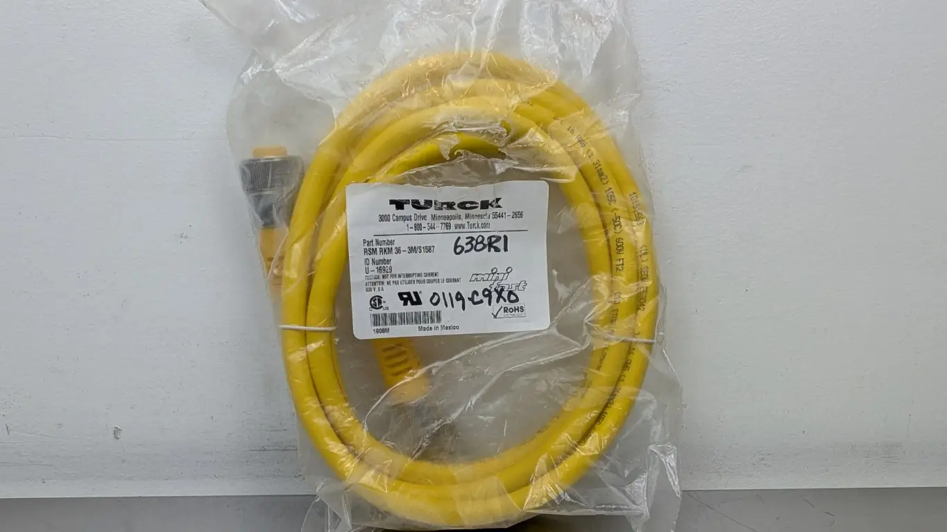 Turck RSM RKM 36-3M/S1587 Extension Cable Cordset U-16929 600V 9A 7/8″ Female 3-Pin 7/8″ Male 3-Pin 3m Yellow